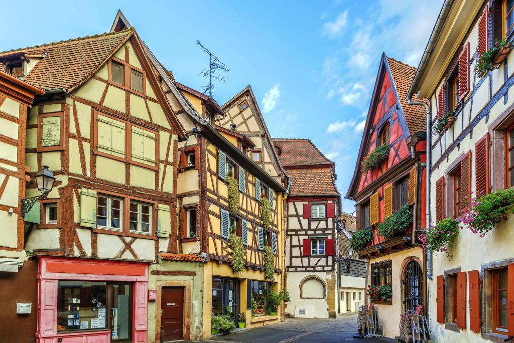 Maisons à colombages aux façades colorées dans le centre historique de Colmar